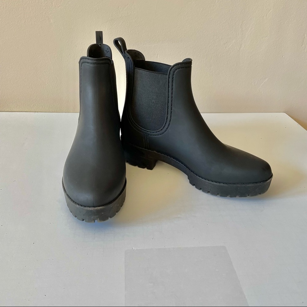 JEFFREY CAMPBELL CLOUDY BLACK MATTE RAIN BOOT SZ 9